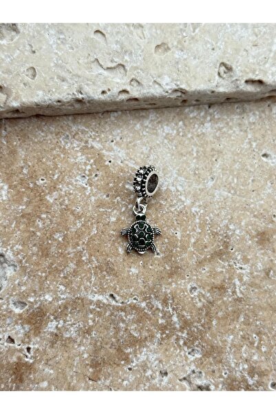 miyle PNDR Charm // CHARM-899
