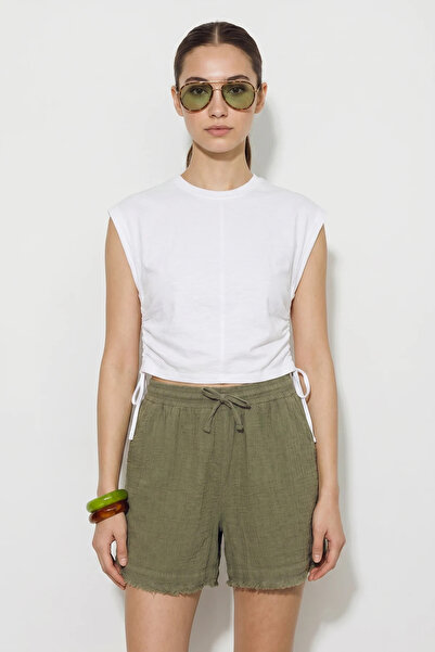Efnaz style Women's Elastic Waist Cotton Muslin Bermuda Khaki Shorts with Poc...