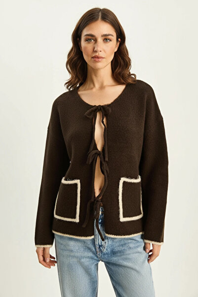 Generic Brand Women's Front Tie Pocket Detailed Knitwear Bitter Brown Cardigan
