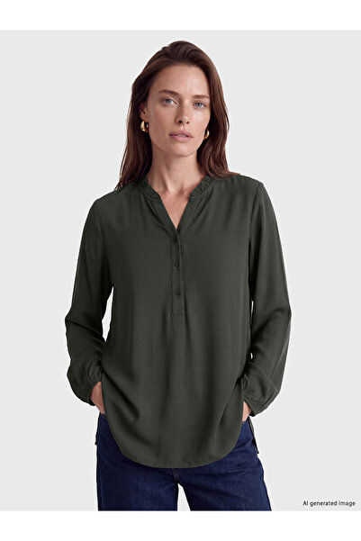 LC Waikiki Timeless Clothing & Timeless Choices Kaçık Roba Collar Ruffle Blouse