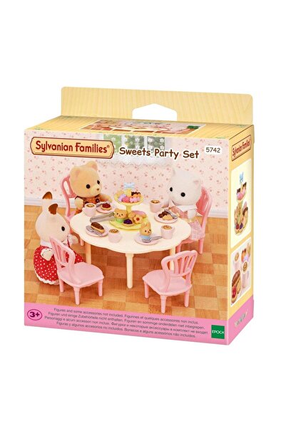 Adore Sylvanian Ailesi Lisanslı Tatlı Parti Seti 5742 (ürüne figürlr dahil de...