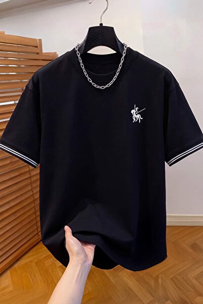 Συλλογή Trendyol Μαύρο T-Shirt με υπερμεγέθη/φαρδιά γραμμή, κεντημένο με άλογ...