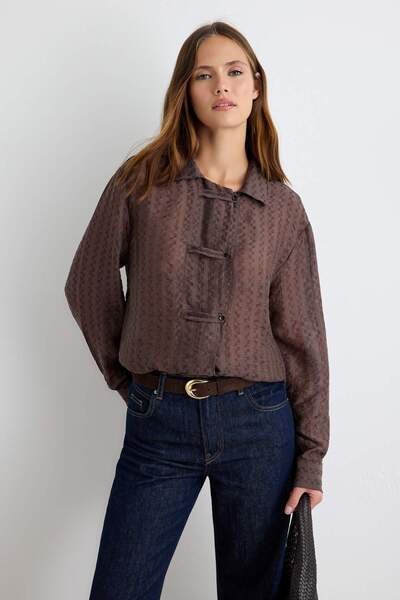 Trendyol Collection قميص بني TWOAW27GO00083