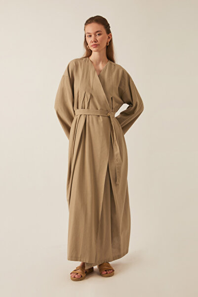 ZÜLAYS Yakası Pile Detaylı Keten Abaya Camel