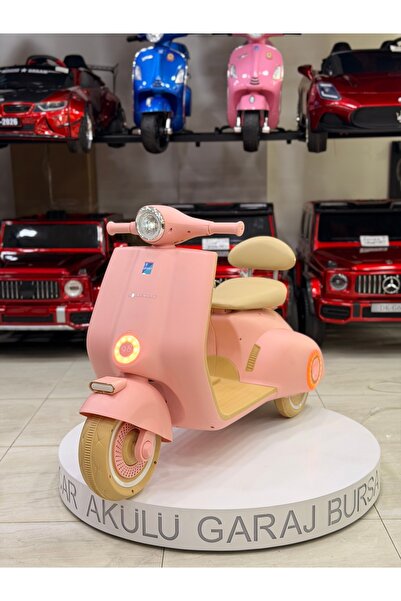 Toys VESPA AKÜLÜ MOTOR 3-9 YAŞ