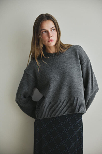BE BLUE Grey Melange Minimal Short Sweater