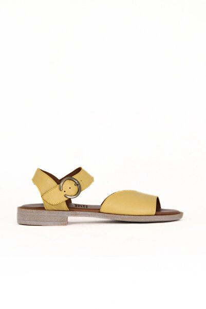 Bueno Shoes Sandale plate de damă din piele galbenă 01we2802