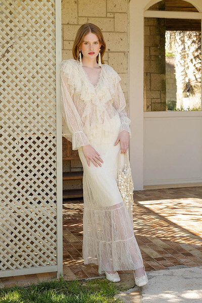 Vitrin Lined Lace Skirt