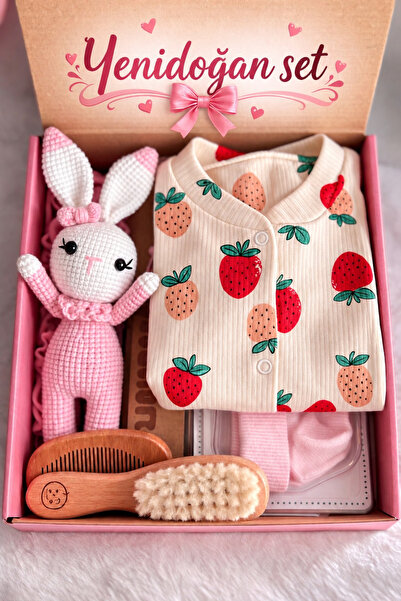 TubiBaby Yenidoğan Bebek Hediye Tulum Kutusu Oyuncaklı Premium Set