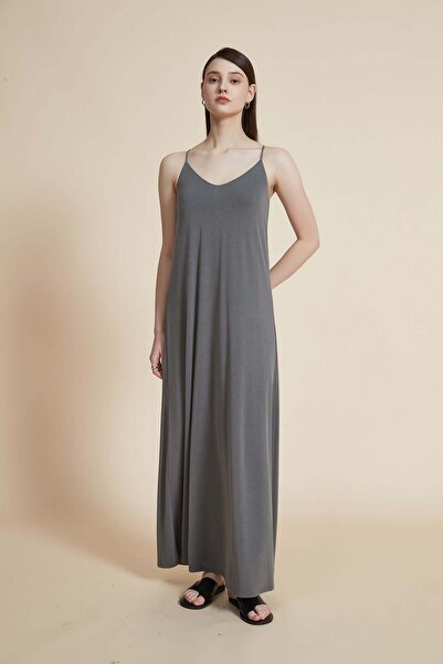 Yola Women's Solid Spaghetti Straps Maxi Dress