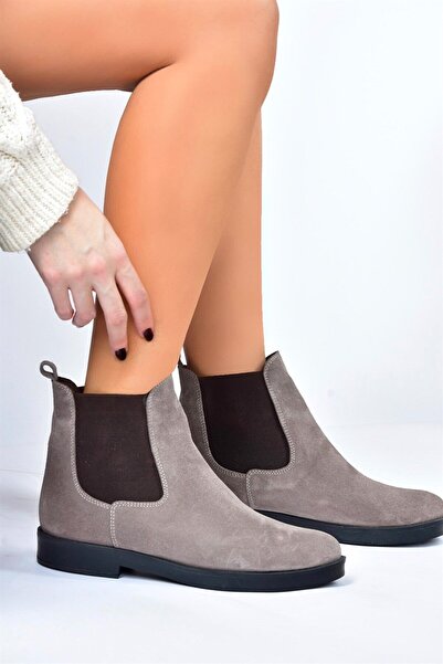 Fox Shoes حذاء نسائي من جلد المنك L6671968602