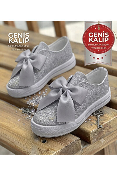 PATİK BEBE KIZ ÇOCUK GÜMÜŞ RENK FİYONKLU SÜSLÜ ORTOPEDİK TABANLI ŞIK CASUAL A...
