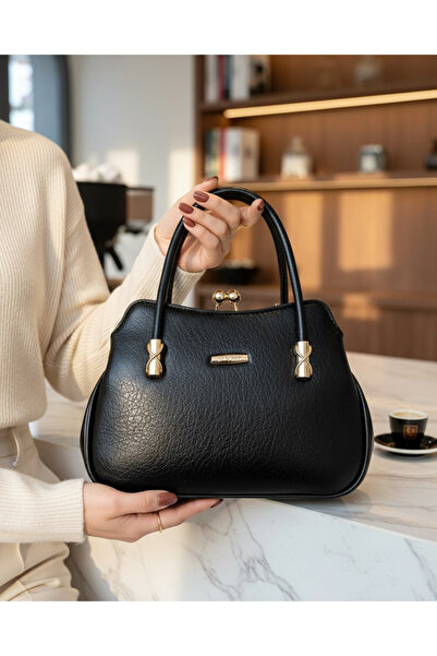 LYRA Bags & Accessories Lyra Black Women's Shoulder Bag Stylish Daily Handbag...