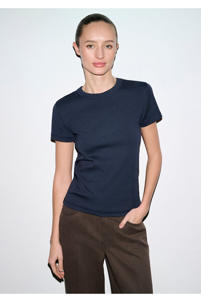 Mavi Navy Blue Basic T-Shirt Fitted / Bodycon Cut 1614065-85315