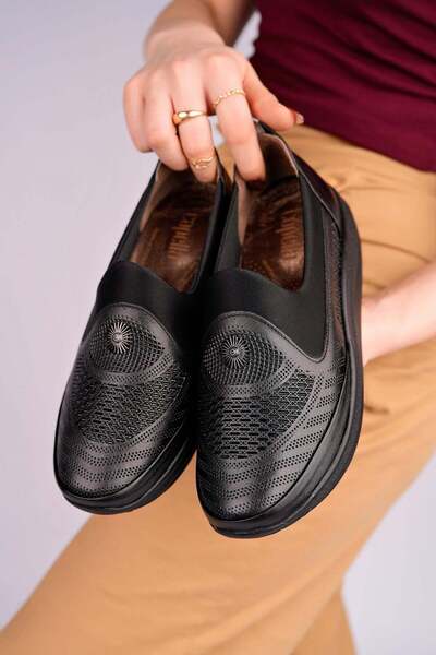 Capella 4029 Black Genuine Leather Women's Walking Shoes
