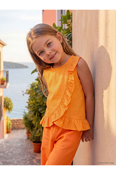 LC Waikiki Esvab • Modern & Distinctive Ruffled Girls' Blouse and Pants