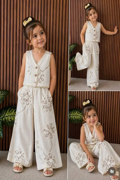 Kidmark Çocuk Modası Girl's Floral Embroidered Vest Suit