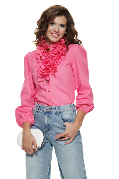 Fofy Women's pink shirt with Ruffled and jewel buttons