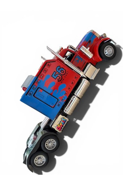 tmtoysandmore Optimus Prime Smoke-Emitting Truck Head Metal Model Toy 21.5 cm Length