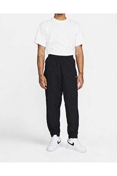 Nike Solo Swoosh Men’s Paraşüt Kumaş Eşofman Altı