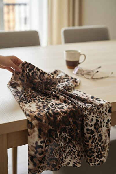 Akbaşlar Soft Textured Polyester Satin Fabric |   1 Meter |   Width: 150cm