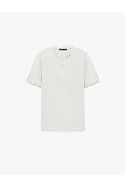 Koton Regular Fit Cotton Buttoned Short Sleeve Henley Collar T-Shirt