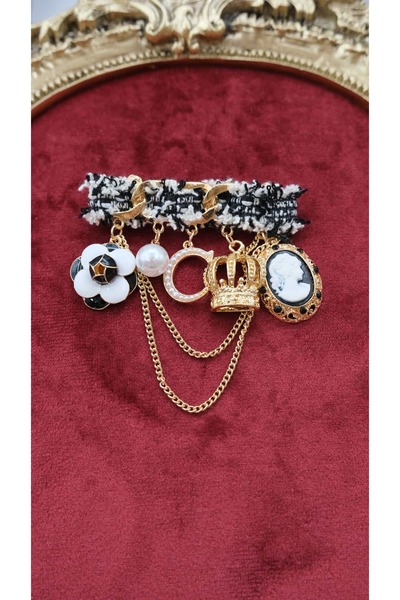 Jerie Charm Detaylı Tasarım Broş