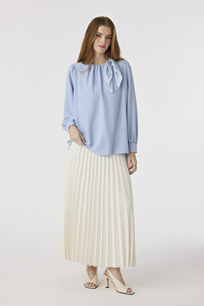 Zühre Polka Dot Scarf and Pleated Detailed Blue Blouse 0142