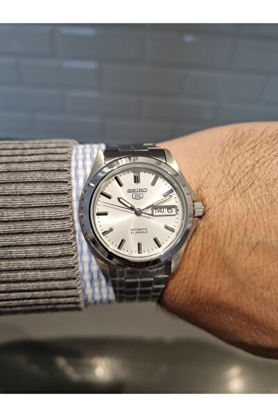 Seiko 5- Steel Bracelet with Auto Calendar 3 Atm Water Resistant Men Wrist Watch