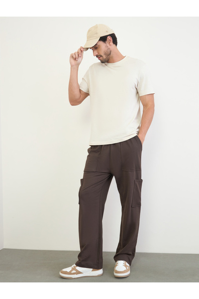 Styli Men Brown Relaxed Fit Cargo Joggers