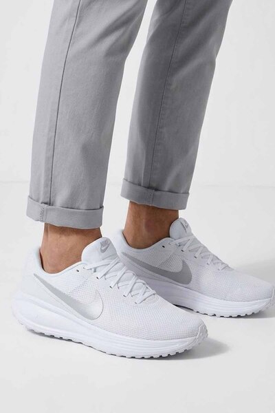 Nike Men's White Running Shoes - Lightweight and Breathable Casual Walking Sn...