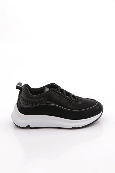 DGN M0700 Women's Lace-Up Sports Shoes