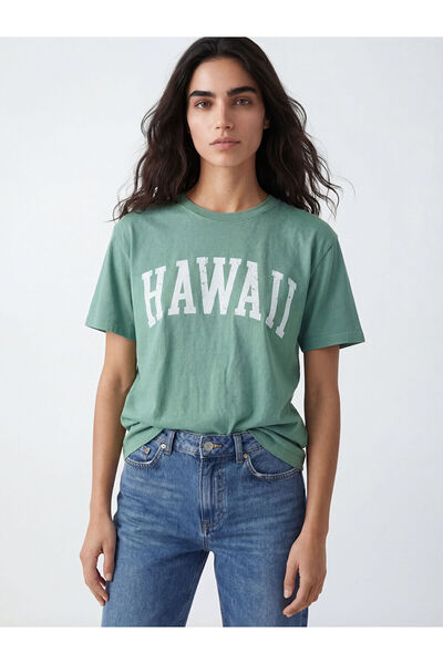 LC Waikiki Nevavm Women's Hawaiian Printed T-Shirt with Oval Collar and Diffe...