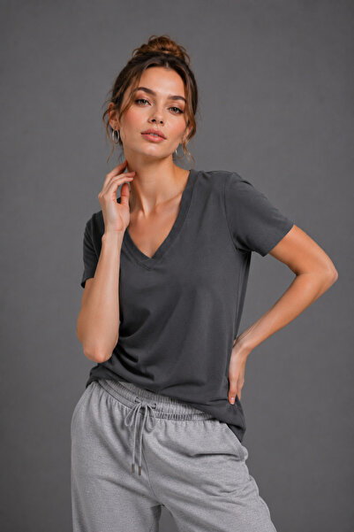 WILD BEE Women's Smoked Interlock V-Neck Short Sleeve Basic Cotton T-Shirt