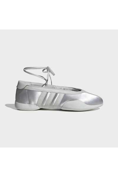 adidas حذاء تايكوندو مي باليه دبليو الرياضي النسائي KJ8370
