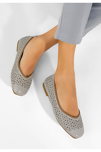 B T Shoes Verioma grey Leather Ballet Flats
