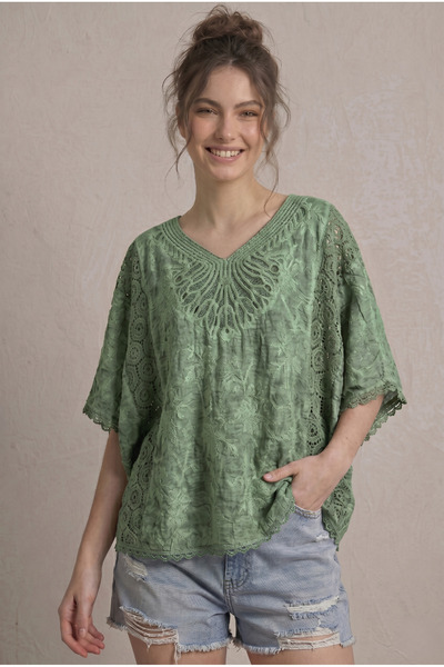 Neden Tekstil V-Neck Lace Detailed Bohemian Bat Sleeve Blouse