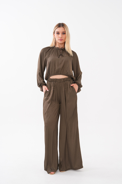 Noravelle Women's Flowy Fabric Lace-Up Satin Look Two-Piece Set