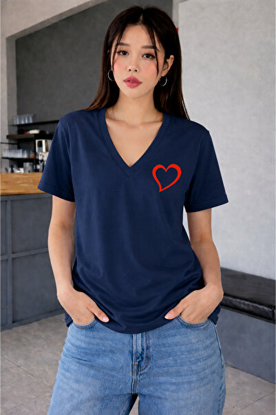 SOFT AURA Kadın Lacivert V yaka t-shirt %100 pamuk Minimal kalp
