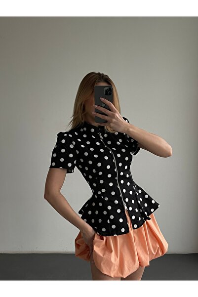 Friday Mood Bluza sa peplumom i detaljnim rajsferšlusom u točkice