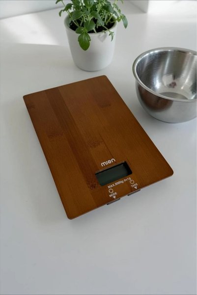 MİEN Akasya Dikdörtgen Dijital Mutfak Terazisi - 5 kg Kapasite - Bambu Desenli Hassas Tartı 20x14