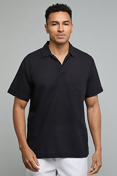 R&B Solid Shirt with Classic Collar and Short Sleeves