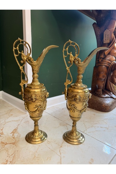 ANTIQUE Bronze amphorae