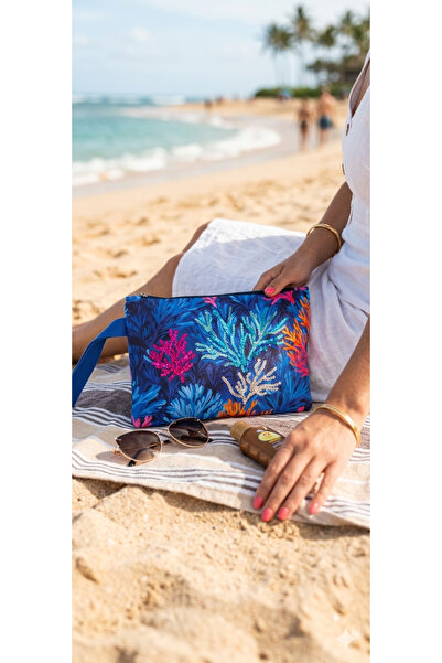 MilaLila Boncuk ve Pul İşlemeli Mercan Desenli Clutch