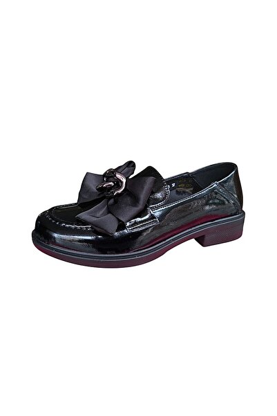 PASS Collection Pantofi casual de damă din piele lăcuită neagră 450040B