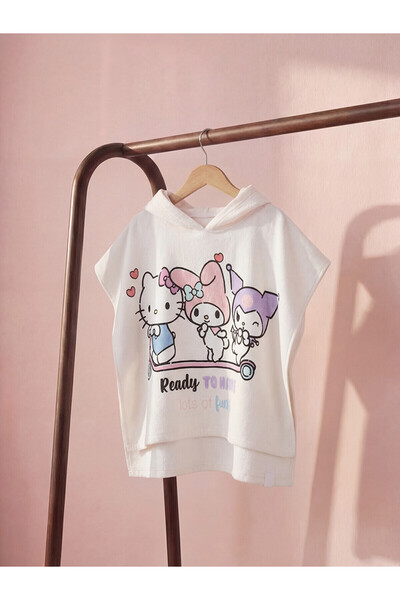 LC Waikiki NEVAVM Farkıyla Hello Kitty Baskılı Kız Bebek Panço Havlu