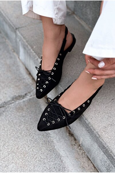 I Love Shoes حذاء باليه نسائي من جلد الغزال الأسود من ليسكا