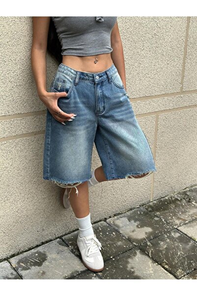 CİRCLEJEANS Kadın Mavi Yıkamalı Püsküllü Salaş Denim Şort