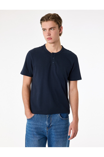 Koton Regular Fit Short Sleeve Cotton Pique Fabric Buttoned Court Collar T-Shirt