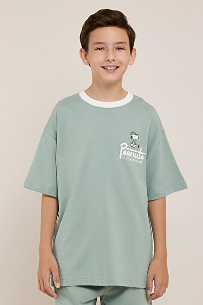 R&B Peanuts Print T-Shirt with Crew Neck and Short Sleeves